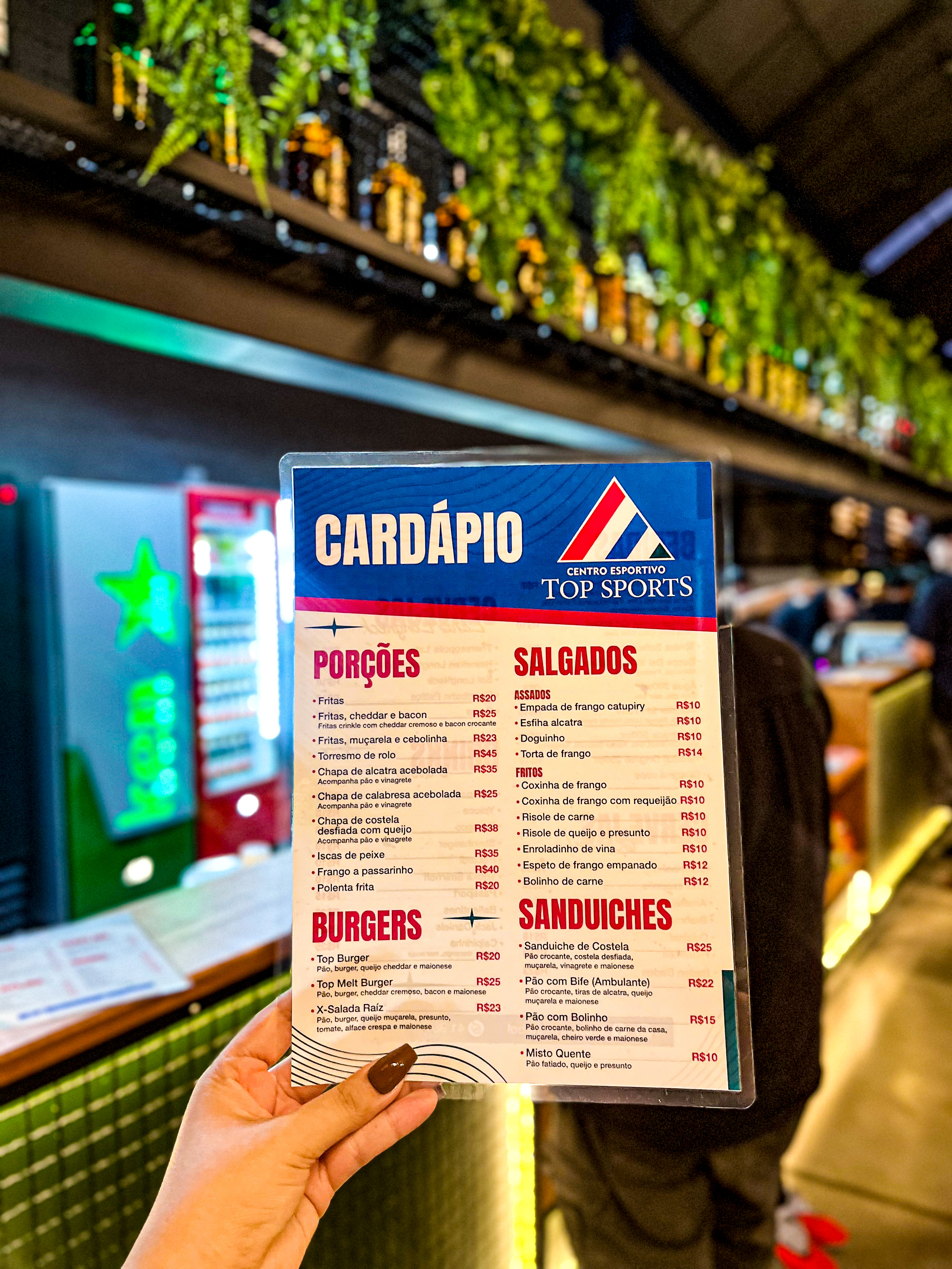 Torcida e arquibancada